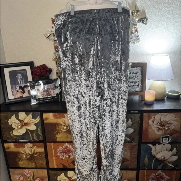 French Connection Velvet Pajama Set in Gray - Picture 7 of 10